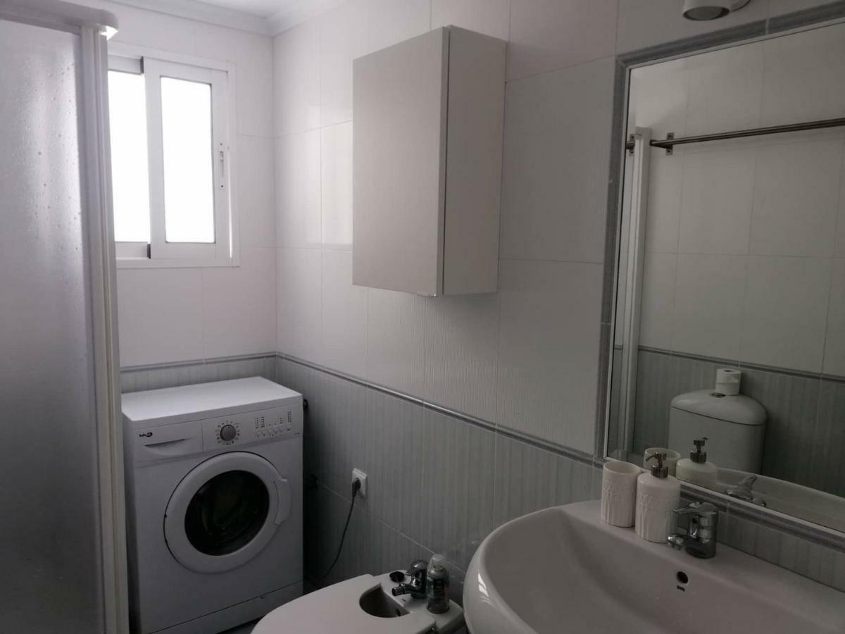 Апартаменти Flamingo, Beach, Sea View, Pool, Wi Fi Торрев'єха Екстер'єр фото